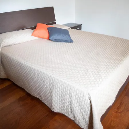 Apartment 042 - Attico Delle Pesche 10 Minuti Mare, Ristrutturato
