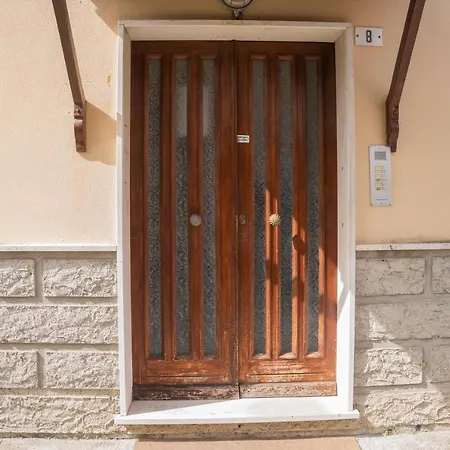 042 - Attico Delle Pesche 10 Minuti Mare, Ristrutturato